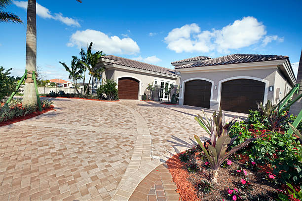 Best Driveway Pavers Near Me  in Harvard, IL
